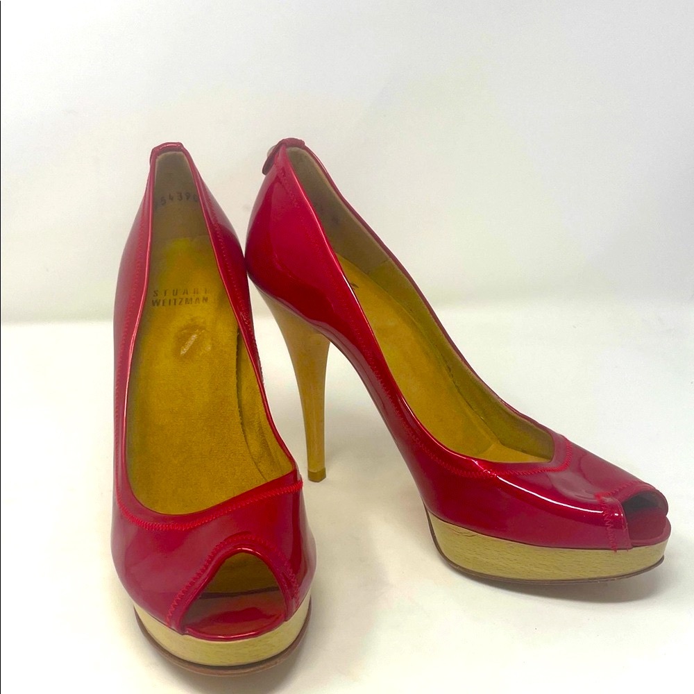Stuart Weitzman Candy Apple Red Patent Leather Peep Toe Heels Size 7.5